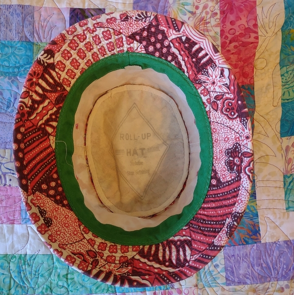 Printed Bucket Hat Red Floral Pattern Foldable Roll-up Crushable Patchwork - Picture 11 of 14